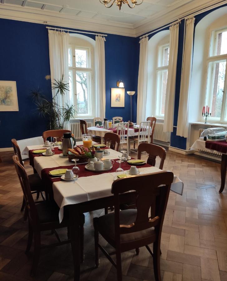 בנוויץ Herrenhaus Schmoelen Gbr מראה חיצוני תמונה